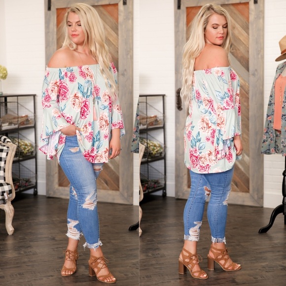 ✨LAST✨PLUS Mint Off Shoulder Bell Sleeve Tunic - Picture 2 of 3